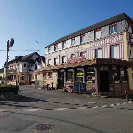 מלון Hotellerie Normande Dozulé