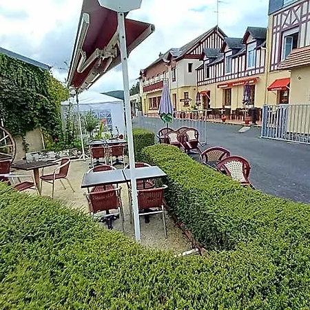 Hotellerie Normande 호텔 Dozulé